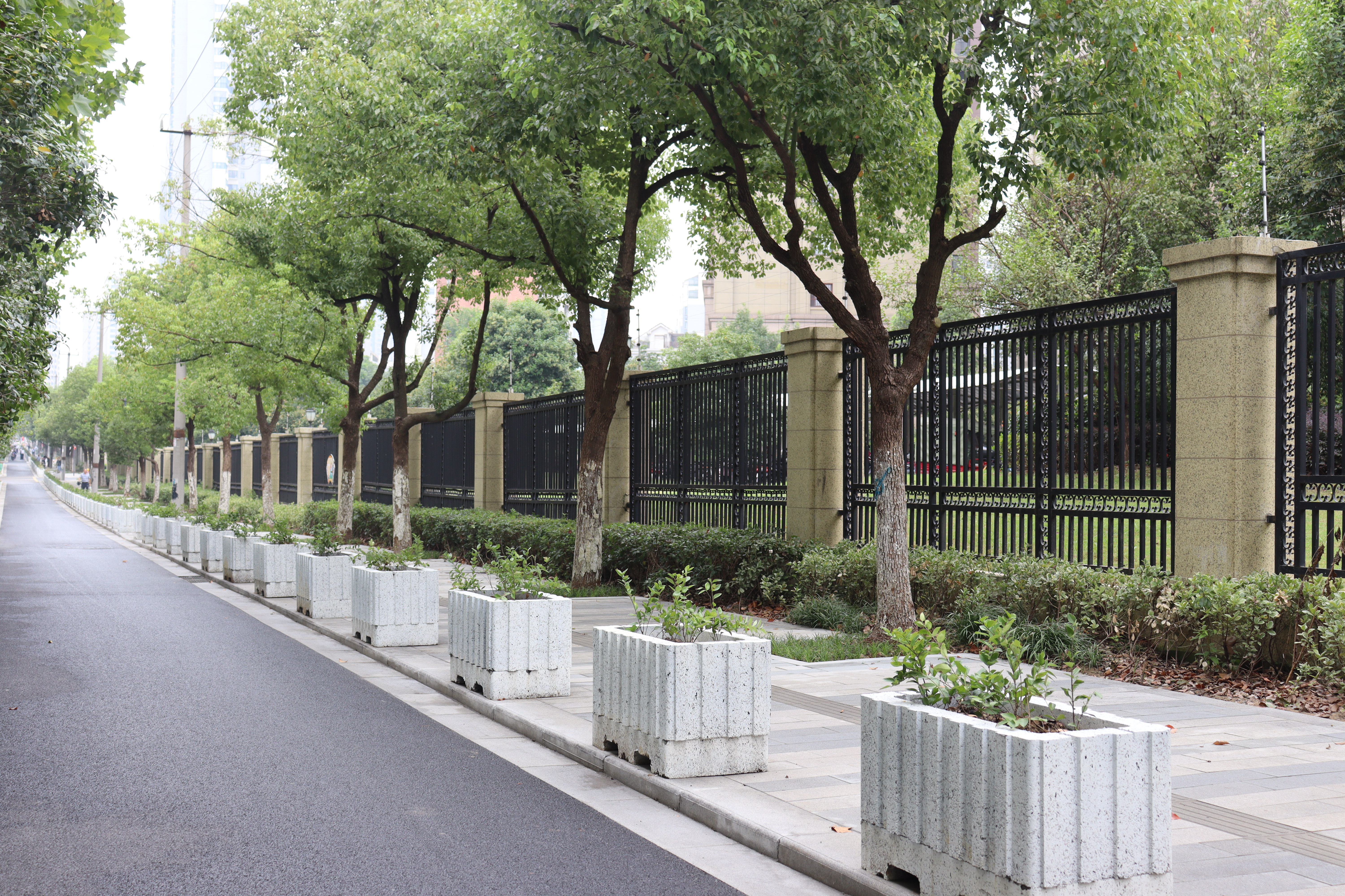 花箱隔離護(hù)欄系列